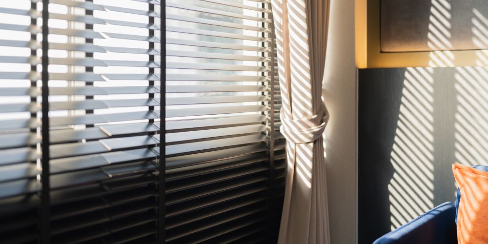 Protecting UV blinds