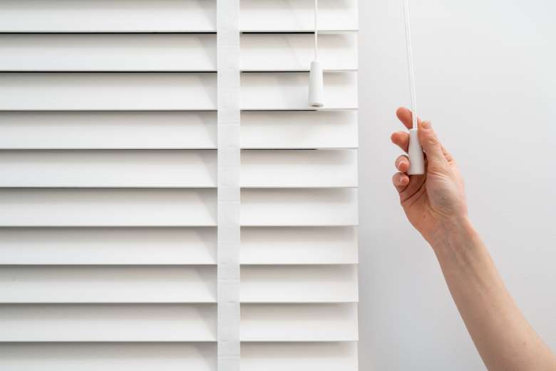 Venetian blinds