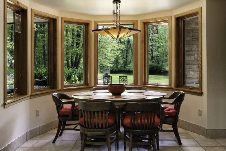Bay window dining rooms