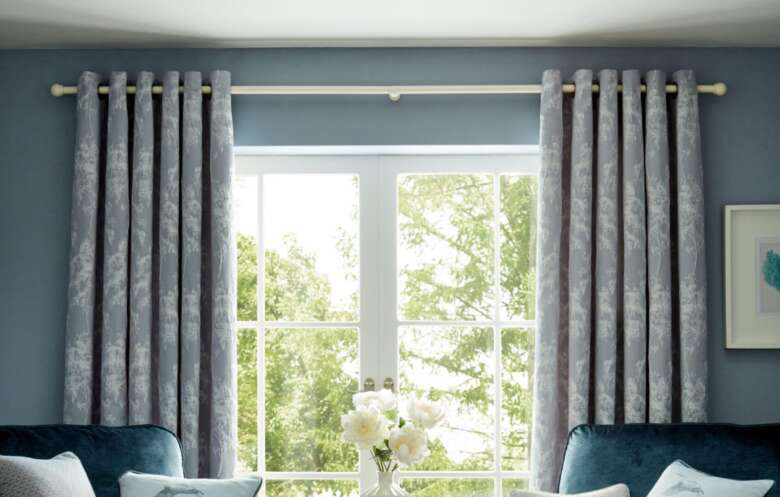 Eyelet curtains