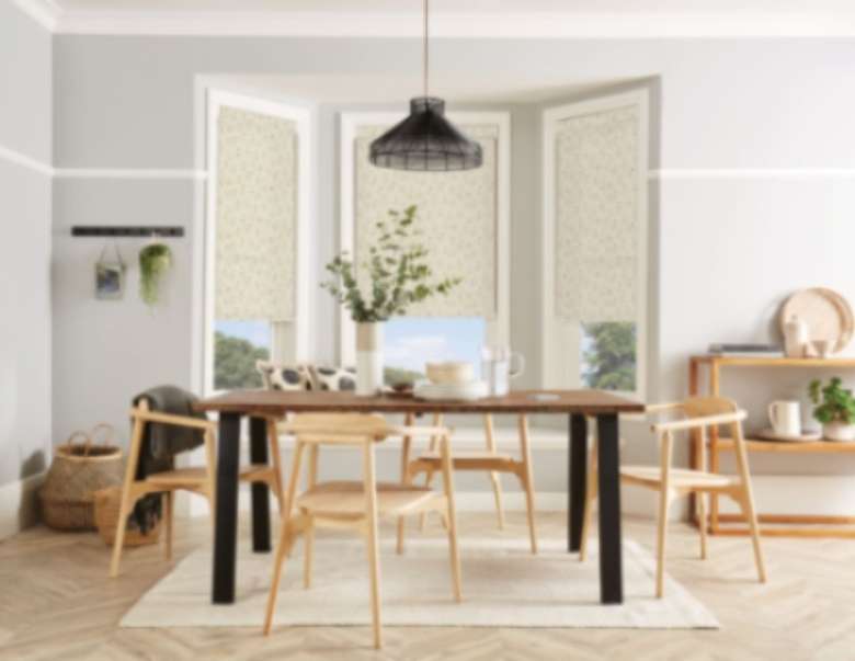 Made to measure roller blinds