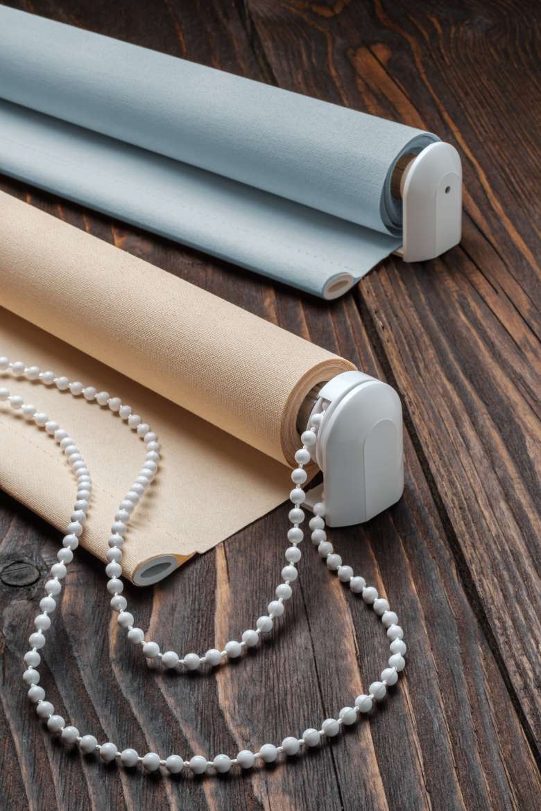Roller window blinds